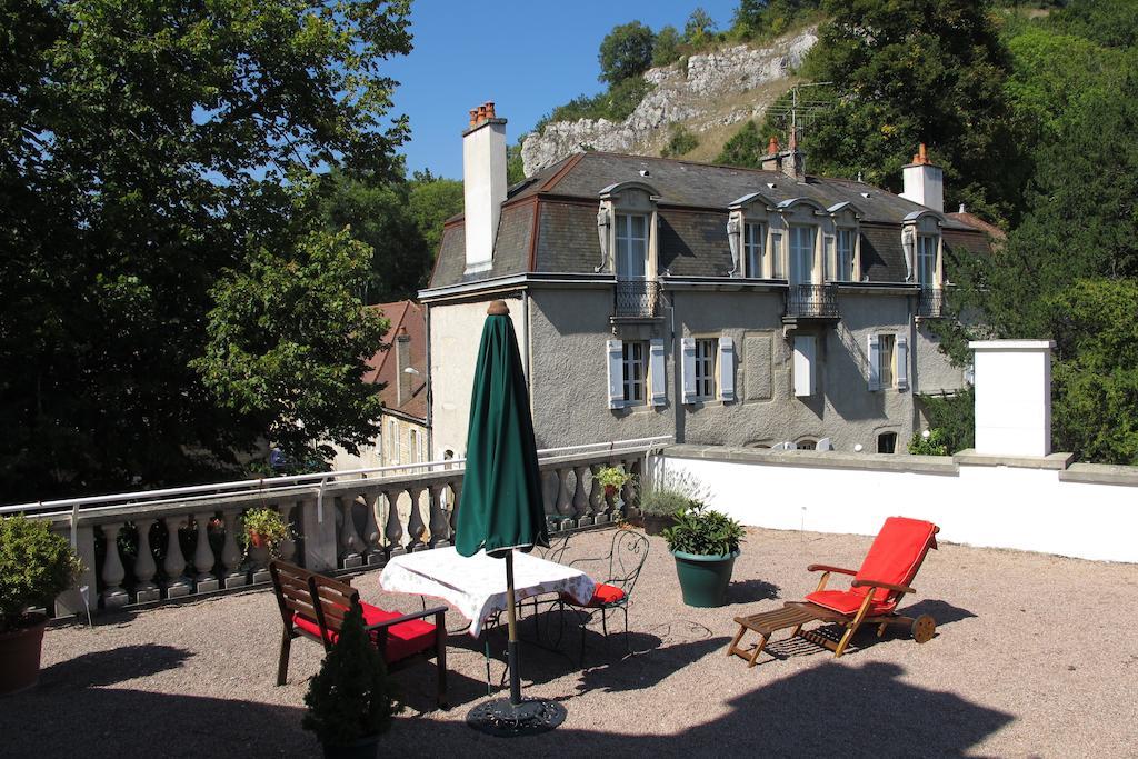 Chateau Du Petit Musigny A Chambolle Exterior photo